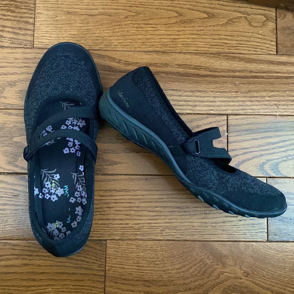 Skechers® Relaxed Fit Breathe Easy Lucky Lady Women's Mary Jane Shoes